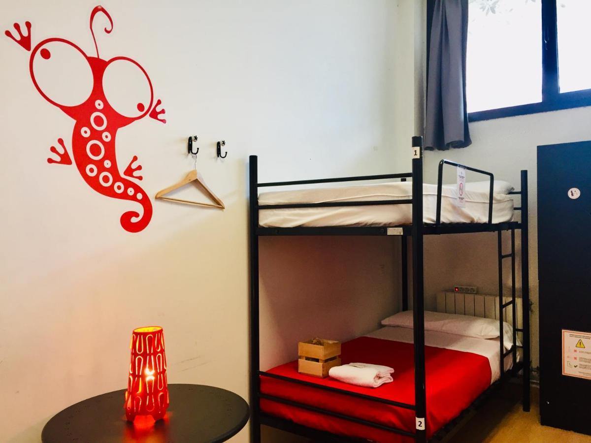 Bilbao Akelarre Hostel ภายนอก รูปภาพ